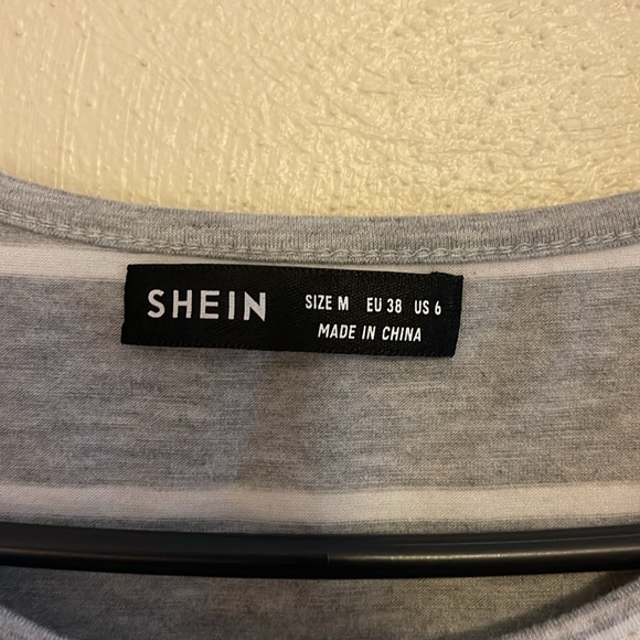 SHEIN T-shirt dress bundle- 2 DRESSES - Picture 3 of 6